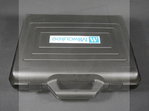 Zestaw elektronicznych mierników pH+EC Milwaukee w walizce2.jpg